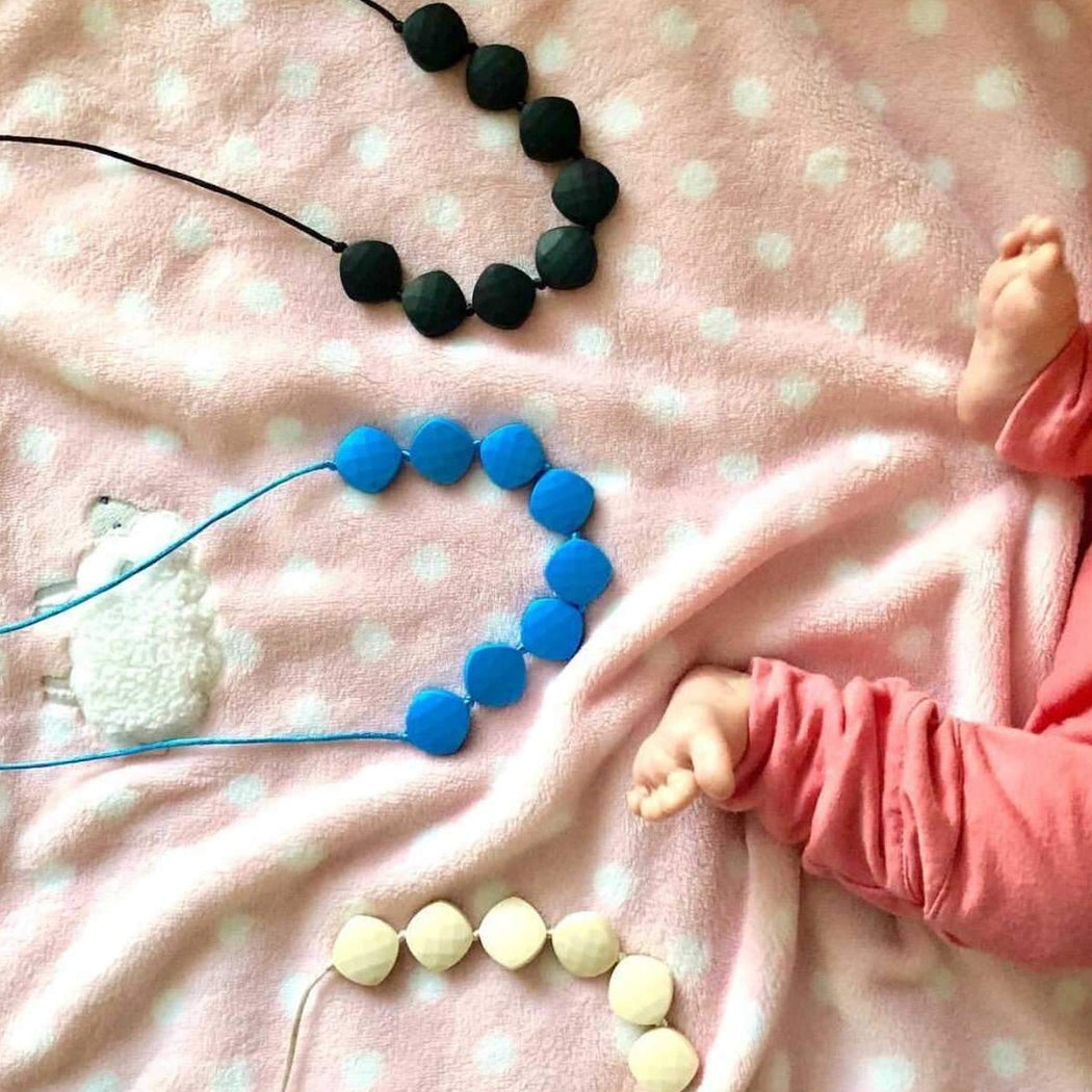teething necklace for mom Silicone necklace Anjie + Ash 