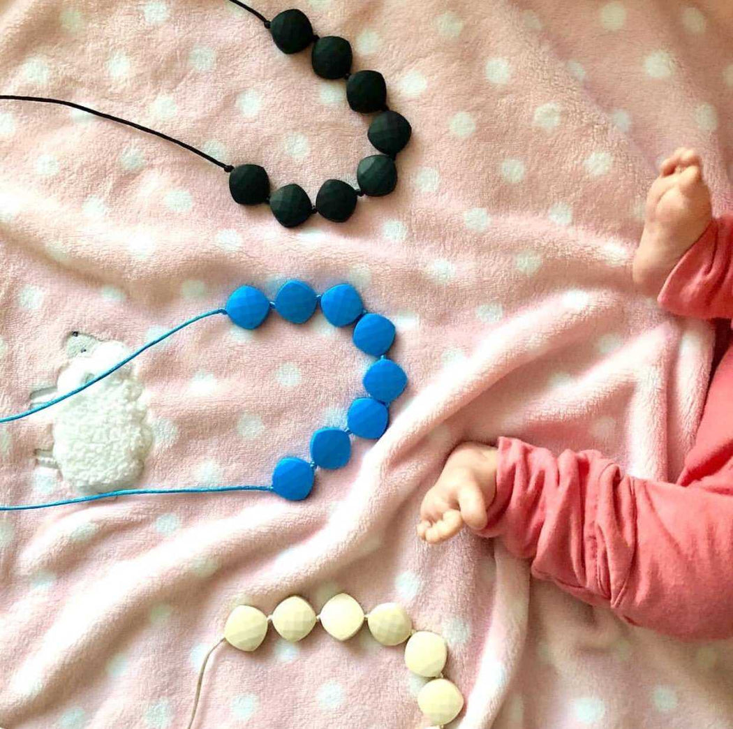 teething necklace for mom Silicone necklace Anjie + Ash 